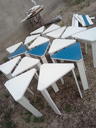 Üçbucaq formalı kiçik masalar 16 ədədi 45 manat lalafo.az -da Üçbucaq formalı kiçik masalar 16 ədədi 45 manat