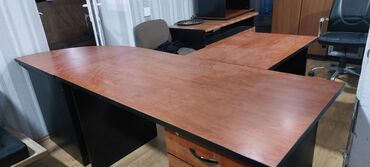 Digər ev dekoru: Möhkəm səliqəli ofis üçün mebellər — 7