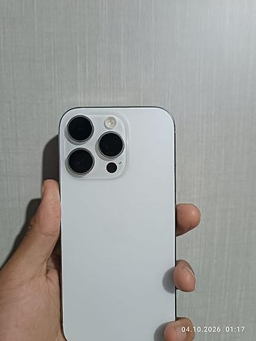 realme 3 pro бишкек: Смартфон с тремя камерами и портом USB‑C - Корпус: плоские грани — 3