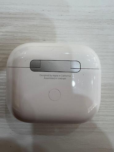 Мобильные телефоны и аксессуары: Беспроводные наушники Apple AirPods 3 с кейсом беспроводной зарядки — 2