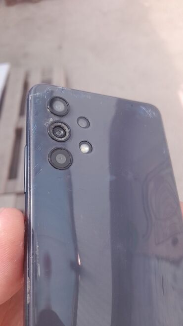 мониторы для компьютера: Samsung Galaxy A32, Колдонулган, 64 ГБ, түсү - Кара