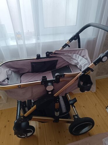 uşaqlar üçün hərbi geyim: Çıxarıla bilən beşikli araba, Chicco, İşlənmiş, Cins: Oğlan, Yaş: 6-12 ay, Ünvandan götürmə