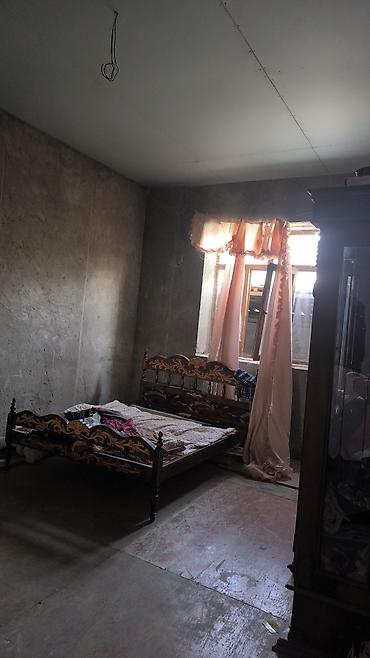 Həyət evləri və villaların satışı: 2 mərtəbəli həyət evi - Künc sahədə yerləşən, hündür hasarlı həyət və — 10