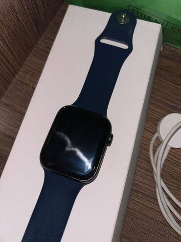 pilte qaz: Apple watch se 2 44mm. Ideal veziyyetde. Ciziqsizdir. Hec bir problemi