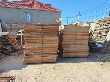 dik satışı: Dik satlır 18 lkdi qiymət 23 manat
200 ədəd vara ünvan Binə savxoz