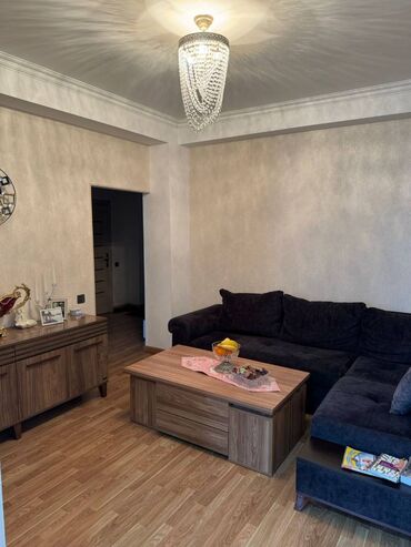 продается 2 х комнатная квартира: 2 otaqlı, Yeni tikili, m. Həzi Aslanov, 60 kv. m