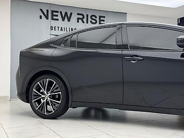 Продажа авто: Toyota Prius: 2025 г., 2 л, Вариатор, Гибрид, Лифтбек — 4
