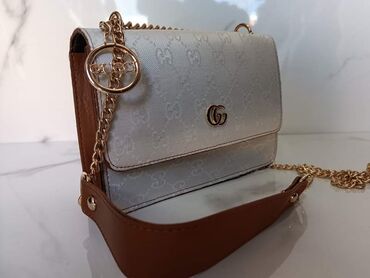 Torbe: Torbe 
Velike cena 4100din, manje po 3000din — 24