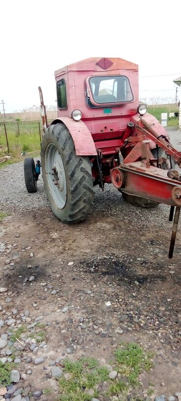 traktor 40: Traktor Belarus (MTZ) TE40, 1987 il, 1888 at gücü, motor 2.4 l, İşlənmiş