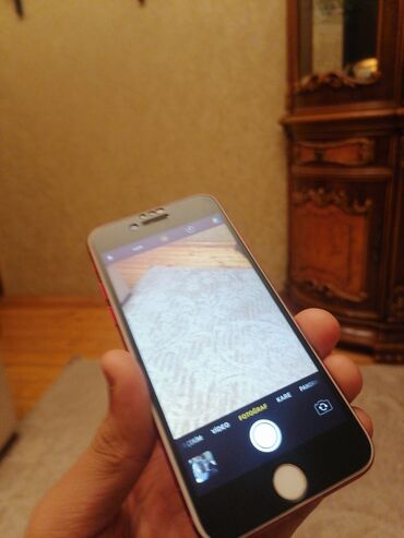 Apple iPhone: IPhone 7, 128 GB, Qırmızı, Barmaq izi
