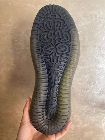 Women's Sneakers and athletic shoes: 42 — 20
