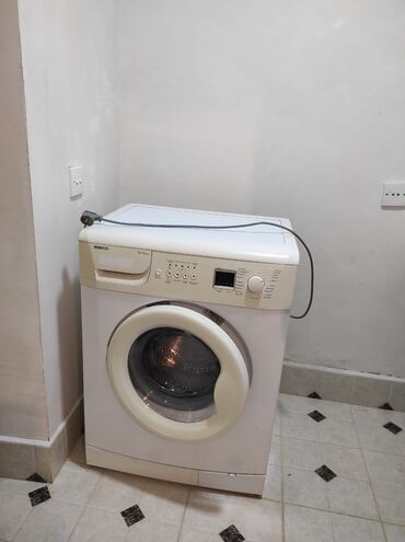 beko qaz sobalari: Paltaryuyan maşın Beko, 5 kq