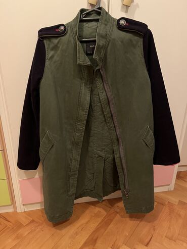 Пальто: Пальто Zara, S (EU 36), цвет - Зеленый