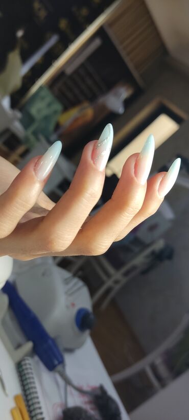 Manikür, pedikür: Manikür, Tipsi, Gellak, şellak, Korreksiya, Salonda — 6