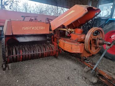 Nəqliyyat: Traktor Belarus (MTZ) PİRES, 1990 il, 888 at gücü, motor 1 l, İşlənmiş