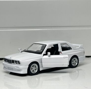 Солнцезащитные очки: Модель автомобиля BMW M3 1987года [ акция 40%] - низкие цены в