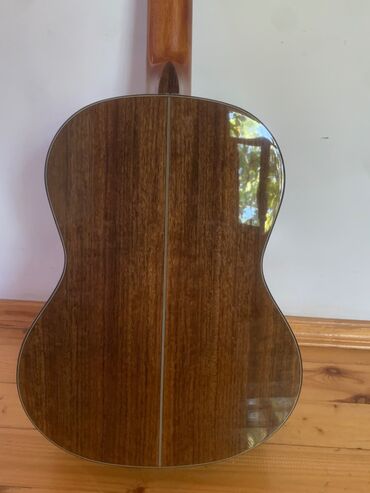Klassik gitaralar: Klassik gitara, İşlənmiş, Ünvandan götürmə, Ödənişli çatdırılma -da lalafo.az — 5 Klassik gitaralar: Klassik gitara, İşlənmiş, Ünvandan götürmə, Ödənişli çatdırılma — 5