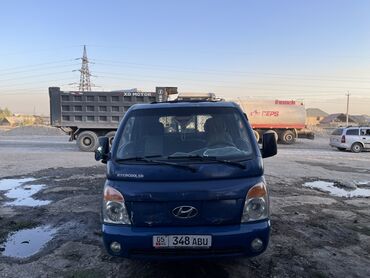 кемпинг дом на колесах: Жеңил жүк ташуучу унаа, Hyundai, Стандарт, 1ге чейин т
