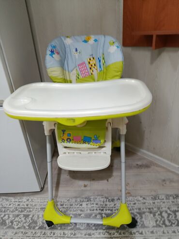 детский стульчик для кормления трансформер: Детский стульчик для кормления с регулируемыми настройками. Основные