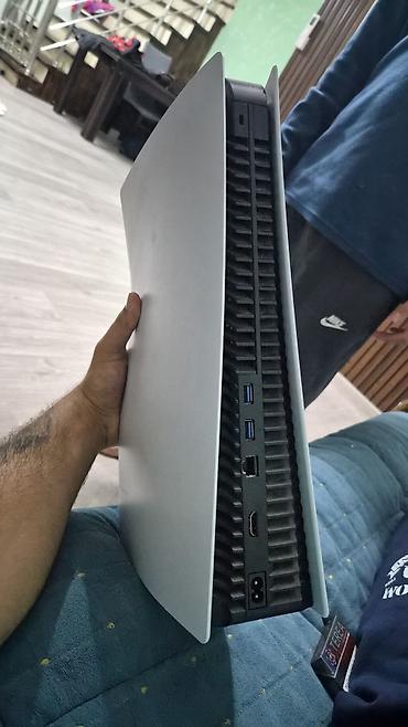 playstation 45: Ela vezyette ustada olmayib qutusu yoxdur oyun yoxdur 1 pult verilecek — 1