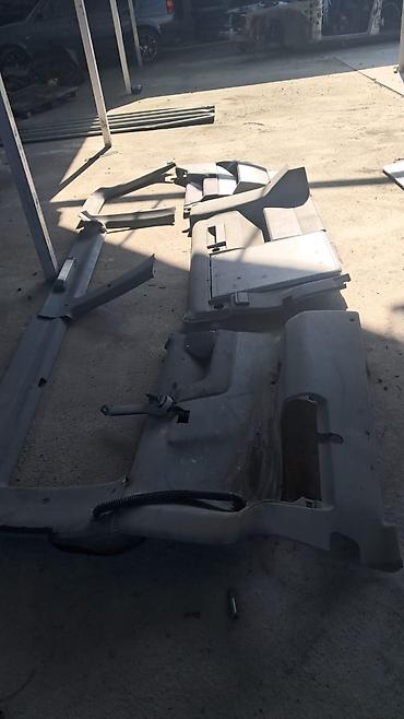 Другие детали салона: Транспортер Т4 салон. Мультиван со столиком все кроме торпеды — 9