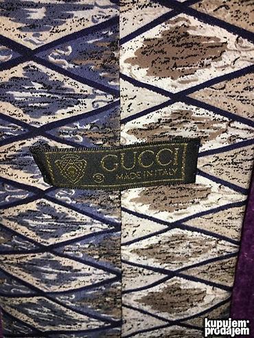 Kape i aksesoari: VERSACE, DAKS London Yves Saint Laurent Christian Dior Burberry — 65