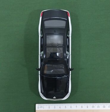Oyuncaqlar: Mersedes Benz Maybach S650 modeli maşın satılır. Təzədir. Materialı -da lalafo.az — 13 Oyuncaqlar: Mersedes Benz Maybach S650 modeli maşın satılır. Təzədir. Materialı — 13