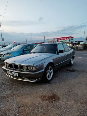BMW: BMW 5 series: 1993 г., 2 л, Механика, Бензин, Седан