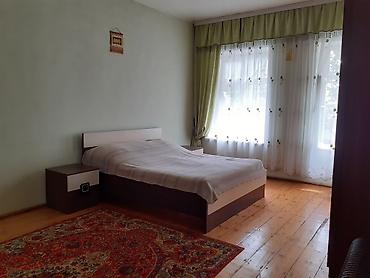 Günlük kirayə evlər: 200 kv. m, 3 otaqlı, Qaz, İşıq, Su — 5