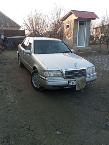 Mercedes-Benz: Mercedes-Benz 200: 1.8 l | 1996 il Sedan