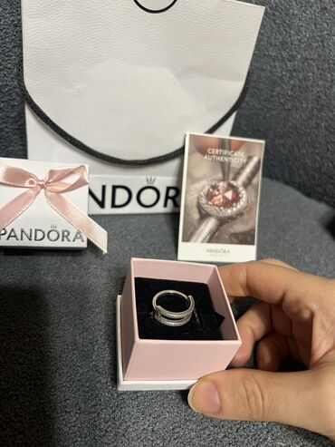 Üzüklər: Alyans, Üzük, Pandora, Gümüş — 18