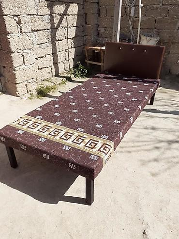 Kravat taza 
Hazırı var 
Çatdırılma münasib qiymata — 1