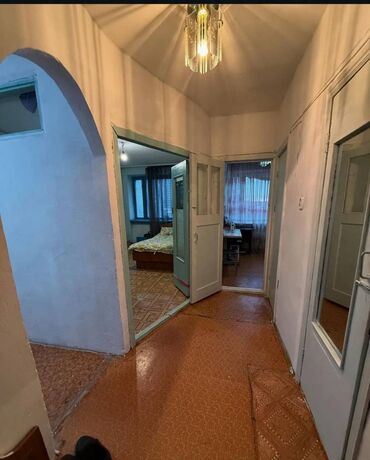 гостиница отель: 2 комнаты, 40 м², Общежитие и гостиничного типа, 5 этаж, Старый ремонт