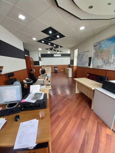 otaq arenda: 20 yanvara 2 addımlıq ofis kimi istifadə olunub hal hazırda boşdur