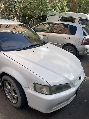 обмен на акорд: Honda Accord: 1998 г., 2 л, Автомат, Бензин, Седан — 8