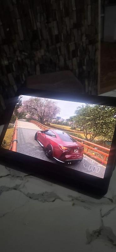 canon lbp6000b: Игровой монитор / портативный экран большого формата. На фото — 2