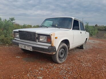 maşınlar xarici: VAZ (LADA) 2107: 1.6 l | 1999 il | 82272 km Universal