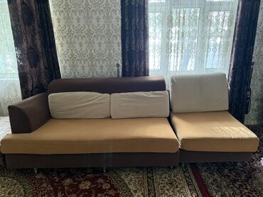 мебель рассрочка бишкек: Модульный диван с коричневым каркасом и бежевыми сиденьями, идеально