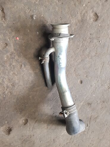 газовое оборудование для автомобиля: Горловина бензобака, авто неизвестно Трубка бака, Toyota, Nissan