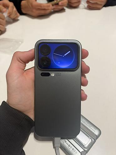 honor x8: Xiaomi, 17 Pro, Б/у, 256 ГБ, цвет - Черный, 2 SIM — 1