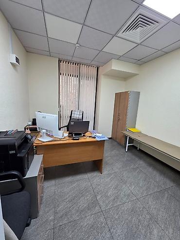 Аренда помещений свободного назначения: Сдается 2 этажное коммерческое помещение 540 кв м Адрес - — 17