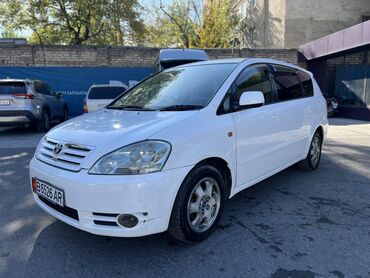 Toyota: Toyota Ipsum: 2003 г., 2.4 л, Автомат, Газ, Минивэн