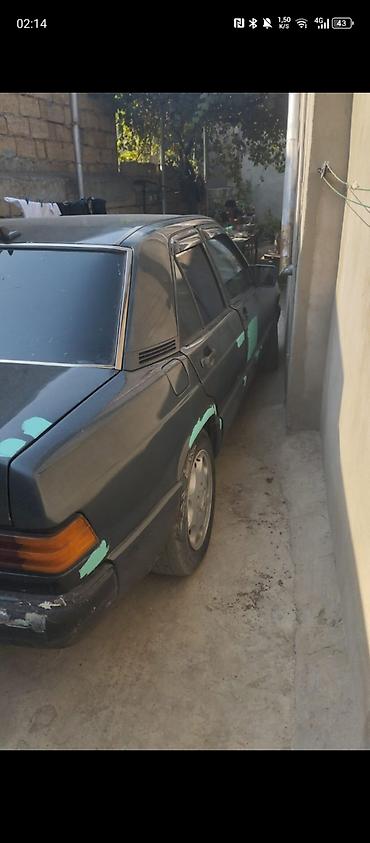 mercedes şəkilləri: Mercedes-Benz 190 (W201): 1.8 l | 1990 il Sedan — 1