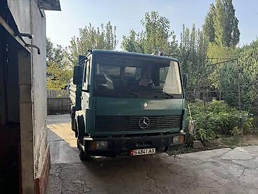 качан: Жүк ташуучу унаа, Mercedes-Benz, Стандарт, 6 т, Колдонулган — 2