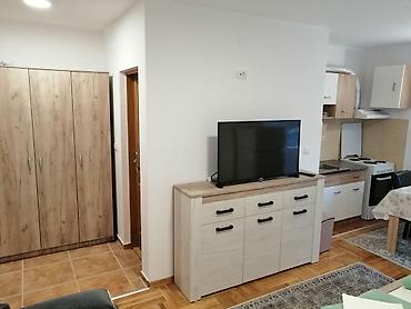 hoya prodaja: Namešten studio apartman Balans (garsonjera) – jednosoban prostor sa — 1