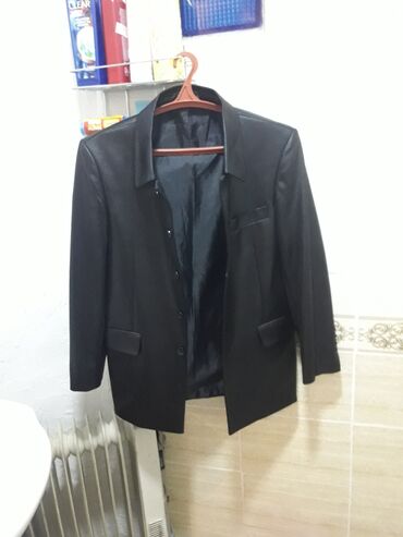 фирменные мужские костюмы: Костюм L (EU 40), цвет - Черный