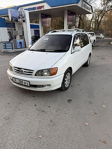 mini v: Toyota Ipsum: 2001 г., 2 л, Автомат, Бензин, Минивэн — 1