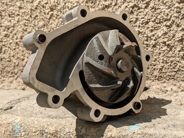 Помпы: Помпа Mercedes-Benz 1996 г., Новый, Аналог — 8