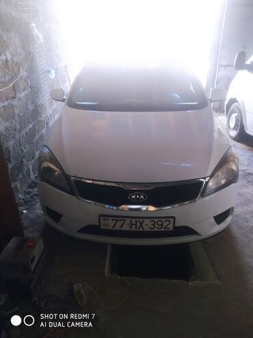 фольксваген 1 9: Kia Ceed: 1.3 l | 2012 il
