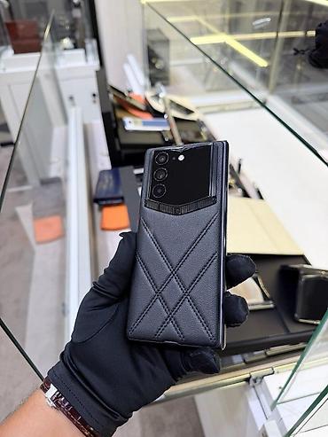 mp3 indir: Vertu Alpha Fold 1Tb 2026 NEW VERTU Alpha Fold 1 TB 2026 Zovqle — 1